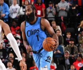 九游下载-哈登在德国队比赛中战术调整，晋级下一阶段引发热议！