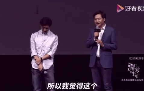 九游官网-莱万多夫斯基重返赛场，锐不可当首场状态出色，加拿大队观众沸腾！